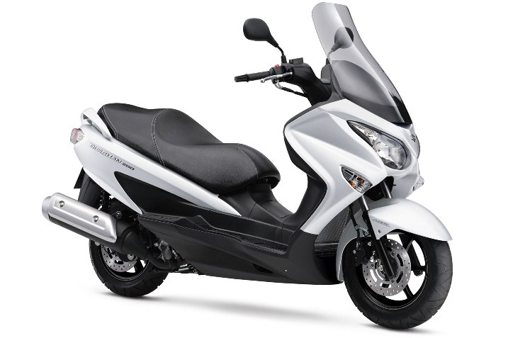Harga Suzuki Burgman 200 Terbaru Juni 2020 dan Spesifikasi | Gingsul.com